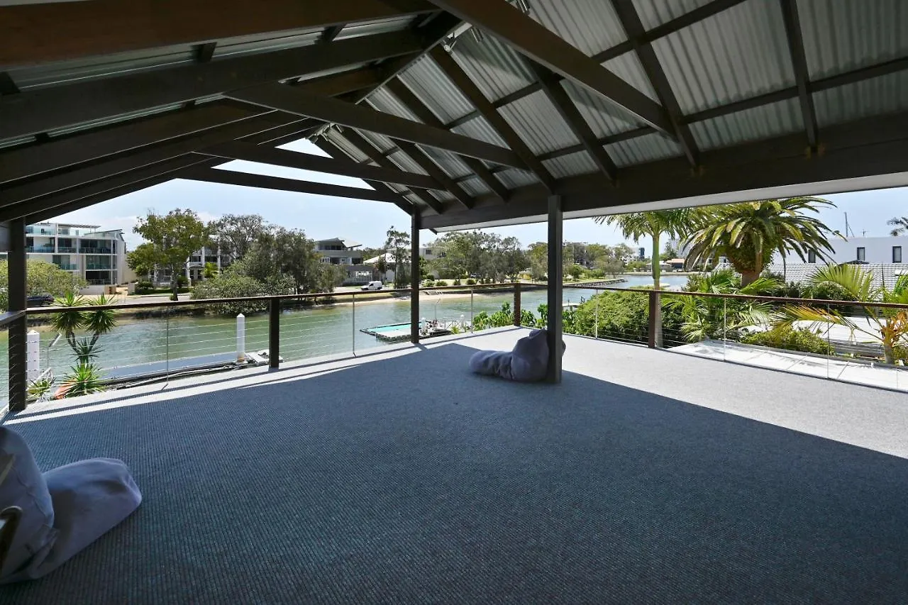 The Ultimate - Waterfront Luxury At Mooloolaba Zc2 Βίλα 0*,